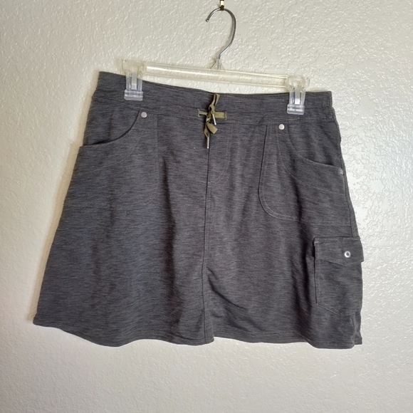 KUHL Womens Mova Cargo SKORT Dark Charcoal Gray, Golf Hiking sz M - Picture 2 of 7